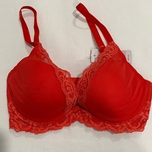 NWT Natori Feathers Bra